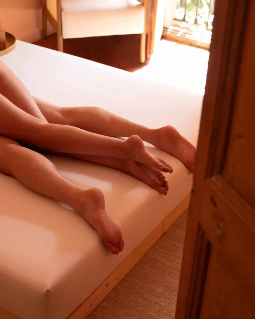 Masaje erótico en Barcelona | Masajistas tántricas | Bliss Barcelona | Home | Servicio a Hotel | Masaje tántrico erótico